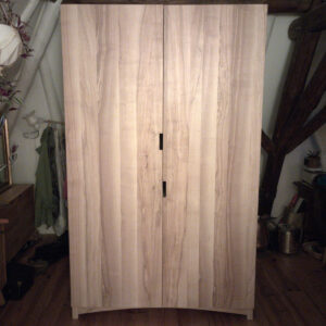 022-2024-02 Foto Agata Kleding Kast (4)